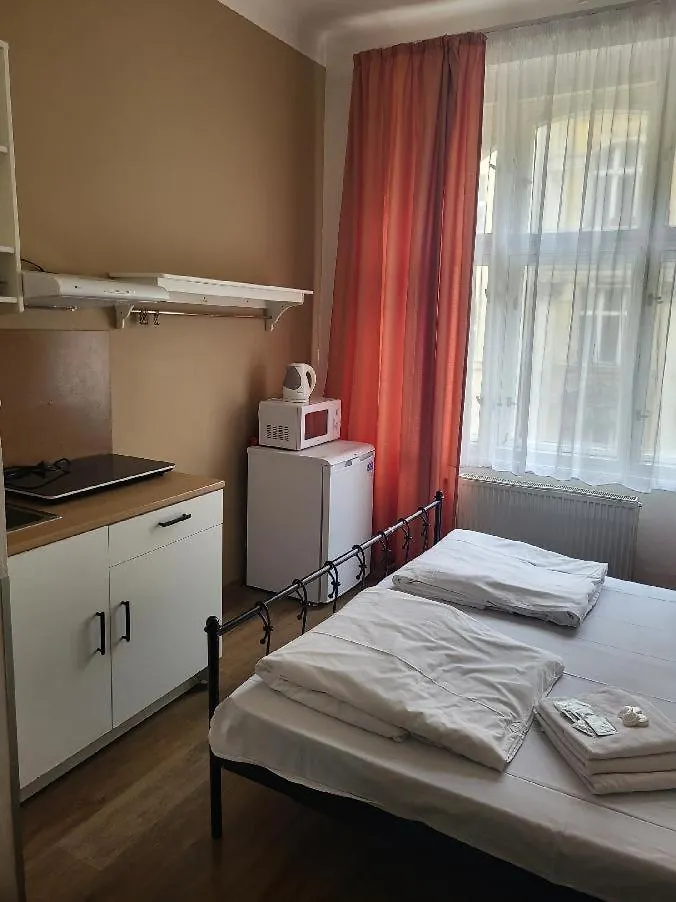 Pension Sunflower Прага Апартаменты