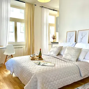  Apartament Treetess Centre